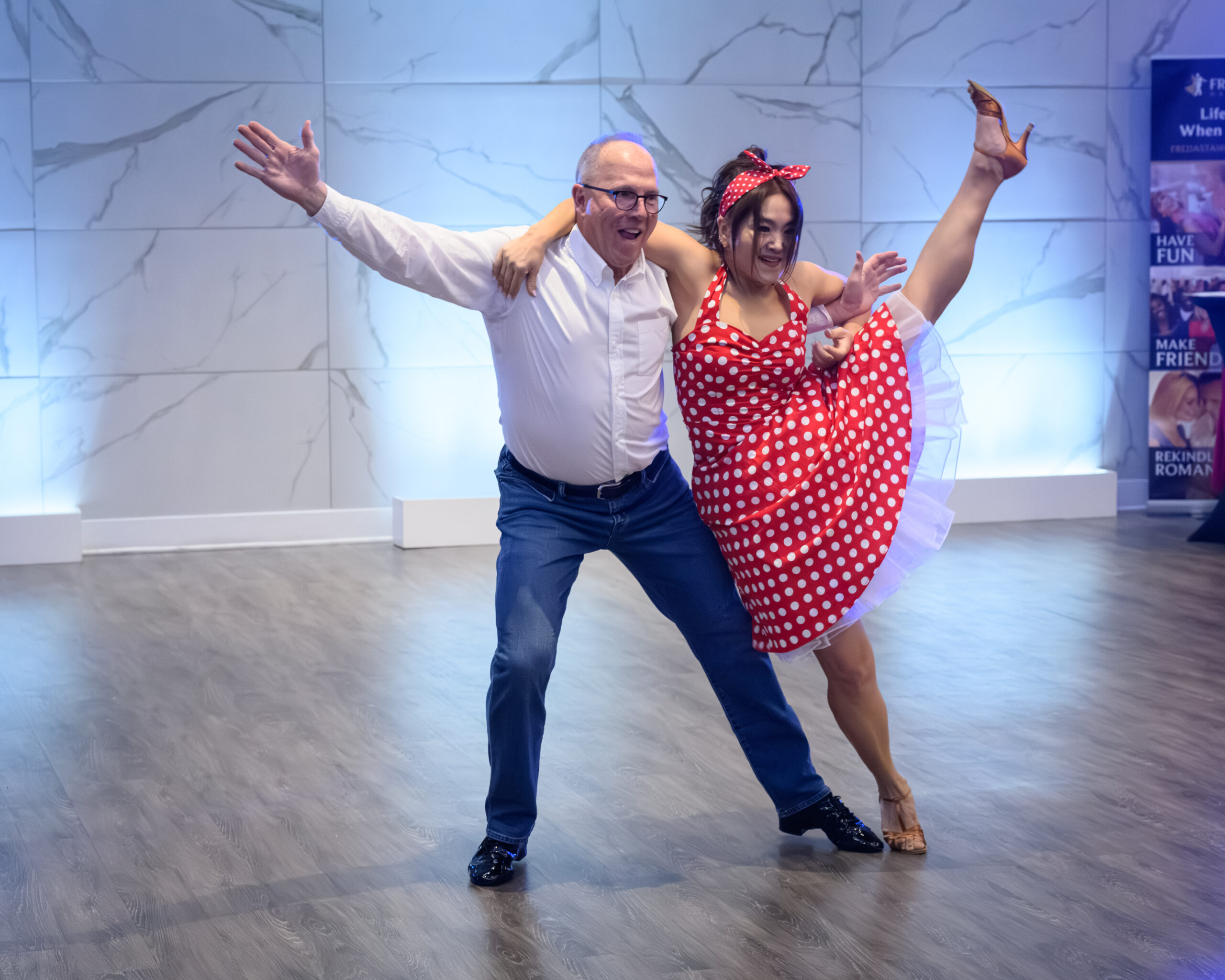 Foto del evento benéfico DANCING FOR BUCK$ — Ann Silverman Community Health Clinic