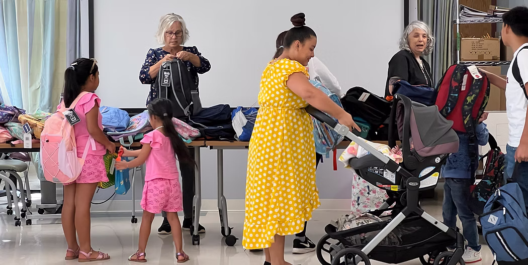 Foto de la Campaña de Mochilas y Útiles Escolares — ASCHC
